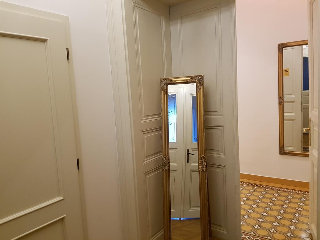 Charles Apartment براغ المظهر الخارجي الصورة